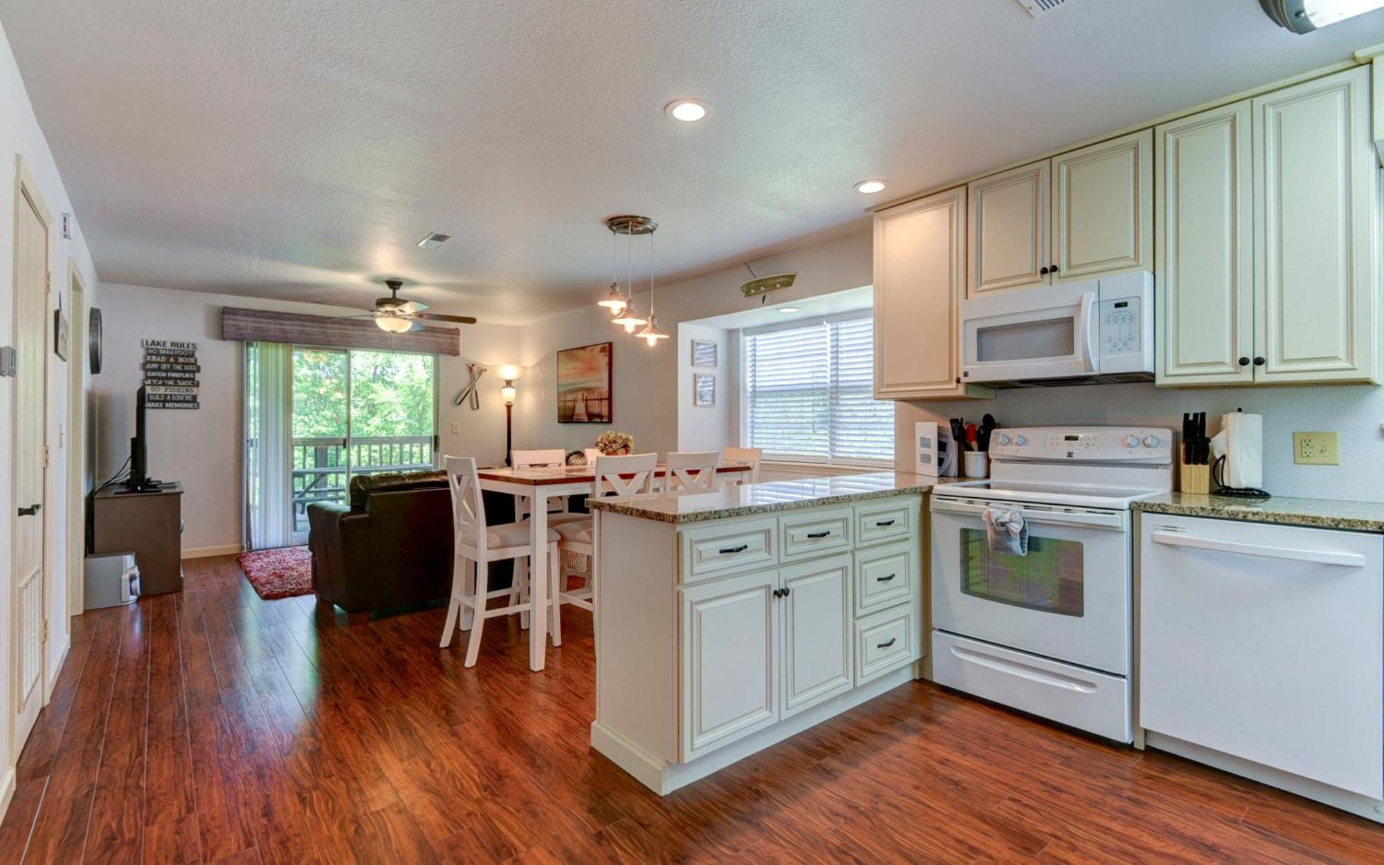 Beautiful Branson Getaway-Next To Silver Dollar City &Tablerock-Family Amenities Extérieur photo