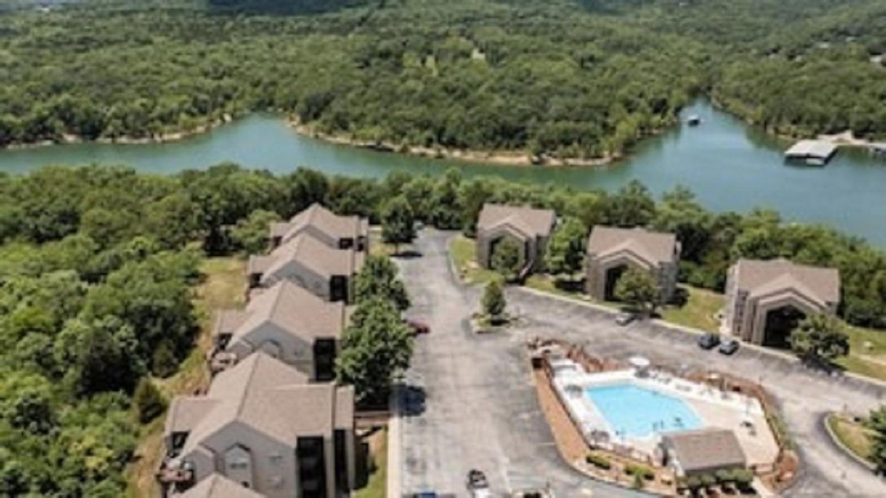 Beautiful Branson Getaway-Next To Silver Dollar City &Tablerock-Family Amenities Extérieur photo