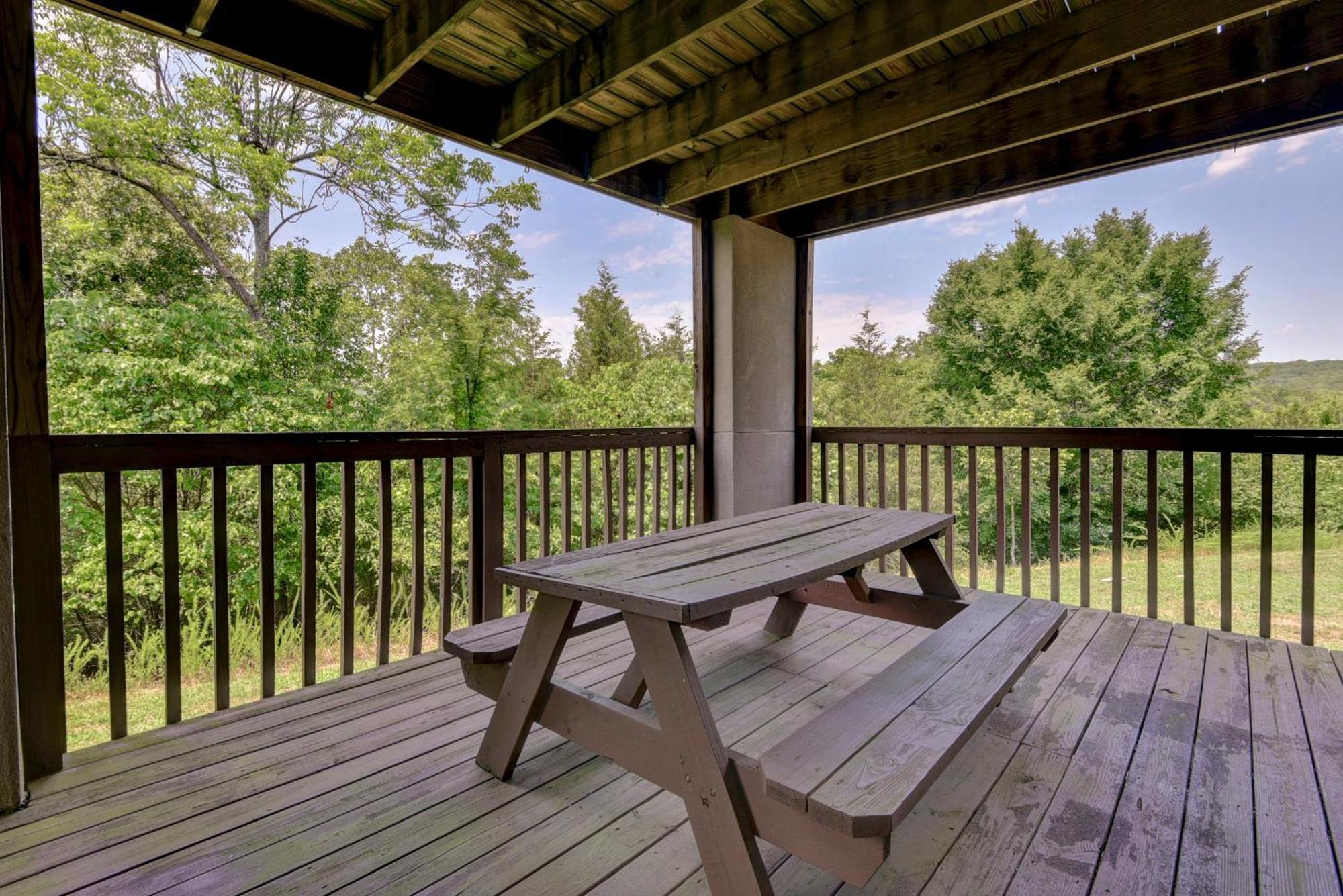 Beautiful Branson Getaway-Next To Silver Dollar City &Tablerock-Family Amenities Extérieur photo